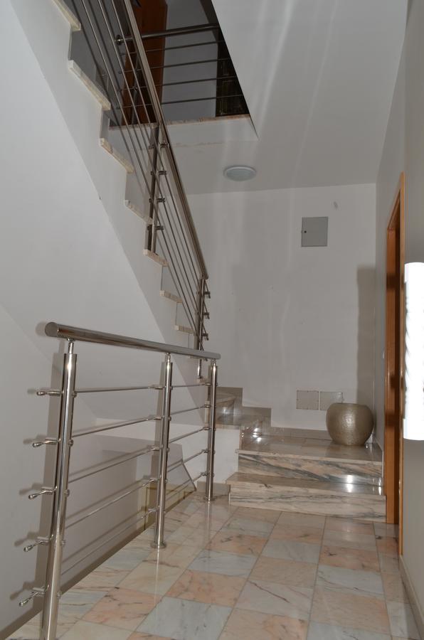 Appartement House Gonçalves à Praia Extérieur photo